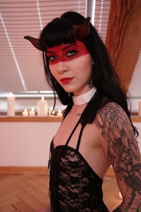 Devil Red xxx photos